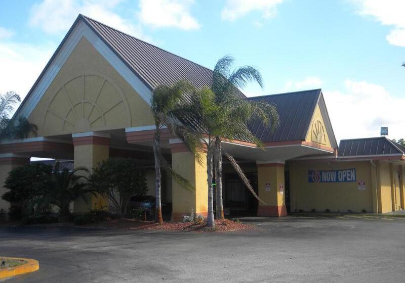 فندق Econo Lodge