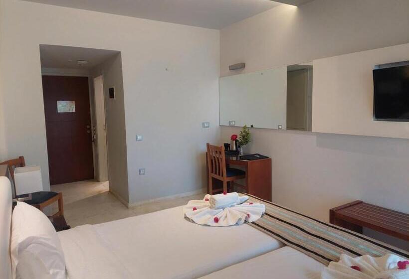 ホテル Eleftheria