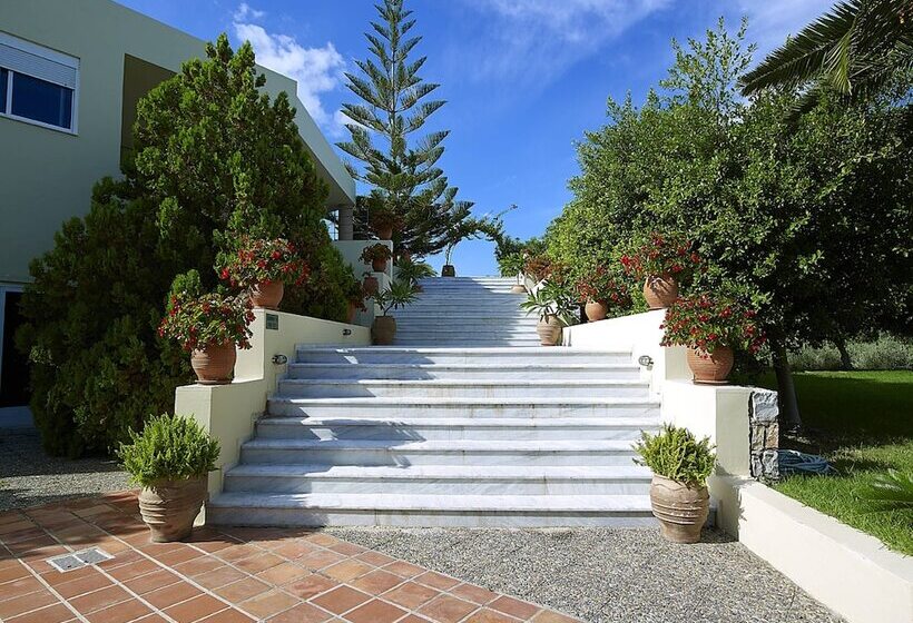 ホテル Eleftheria