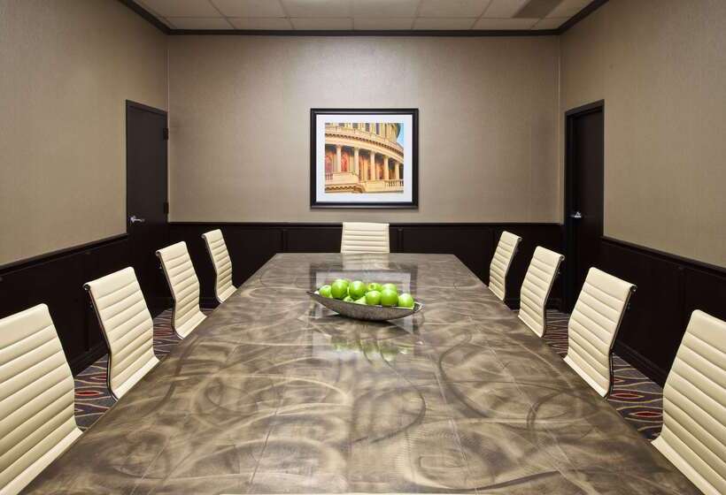 ホテル Embassy Suites By Hilton Dulles Airport