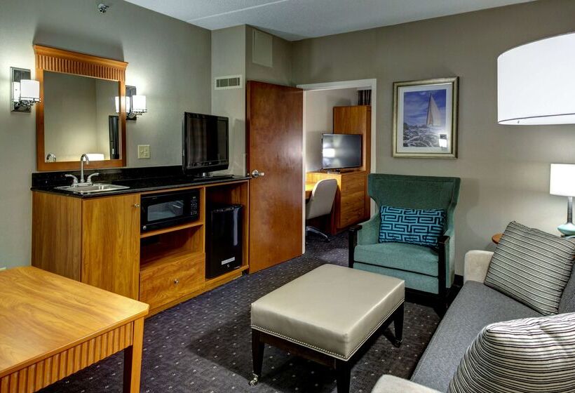 בית מלון כפרי Embassy Suites Williamsburg