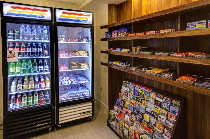 בית מלון כפרי Embassy Suites Williamsburg