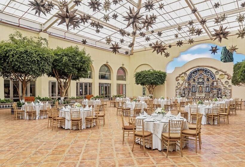 Отель Fiesta Americana Hacienda Ixtapan de la Sal