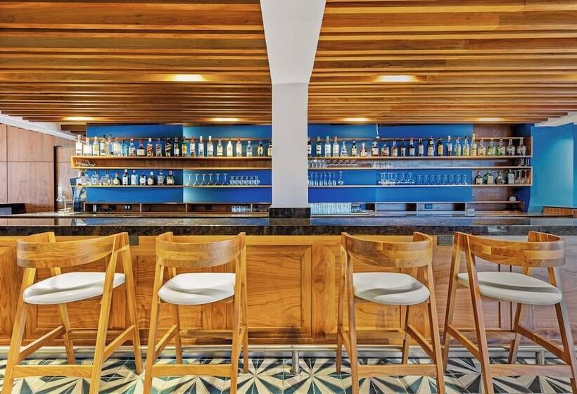 Отель Fiesta Americana Hacienda Ixtapan de la Sal