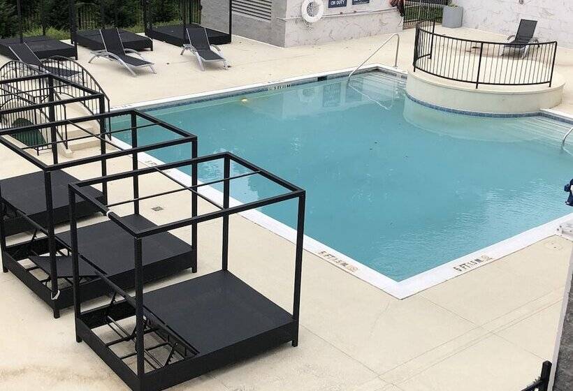 هتل Four Points By Sheraton Atlanta Airport West