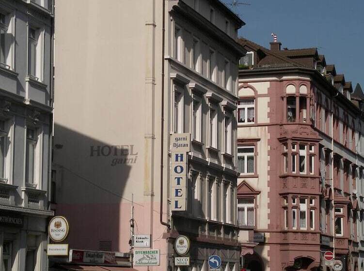 فندق Garni Djaran