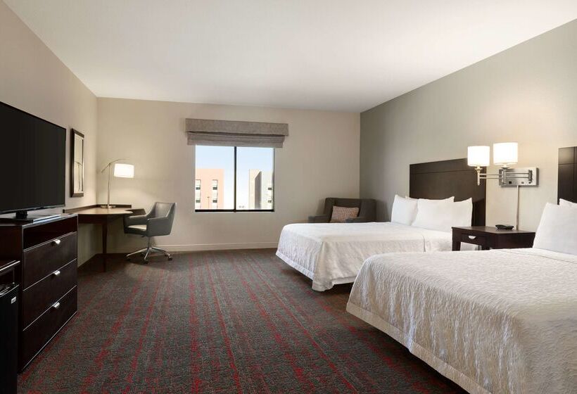 فندق Hampton Inn & Suites Phoenix Glendale Westgate