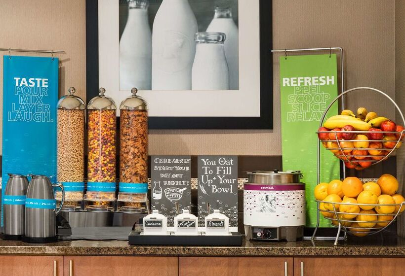 فندق Hampton Inn & Suites Phoenix Glendale Westgate