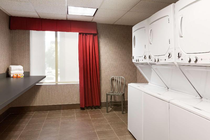 בית מלון כפרי Hampton Inn & Suites Phoenix Glendale Westgate