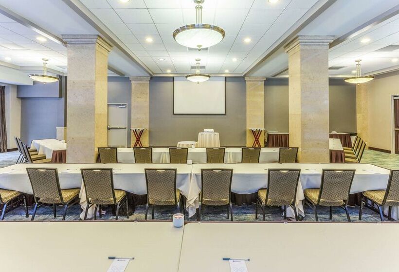 ホテル Hilton Garden Inn Indianapolis Downtown