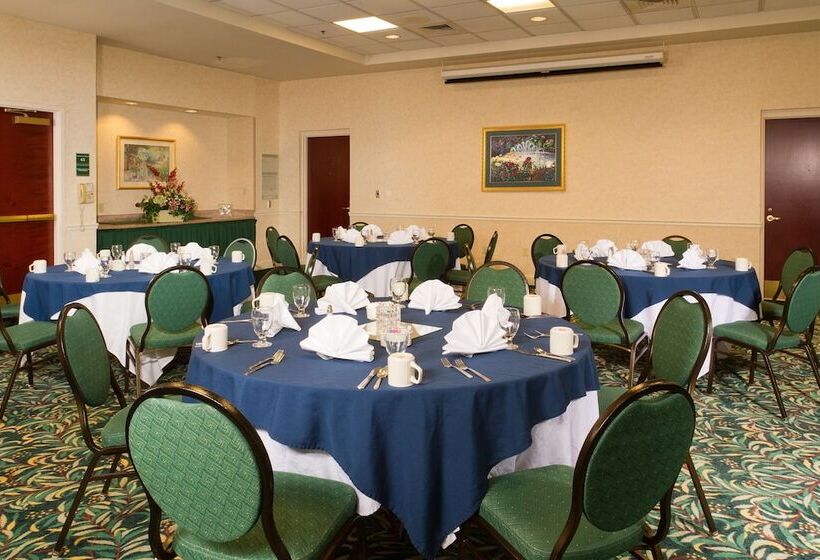 فندق Hilton Garden Inn Jacksonville Airport