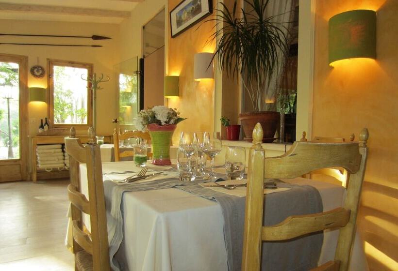 فندق Hôtel Villa Glanum Et Spa