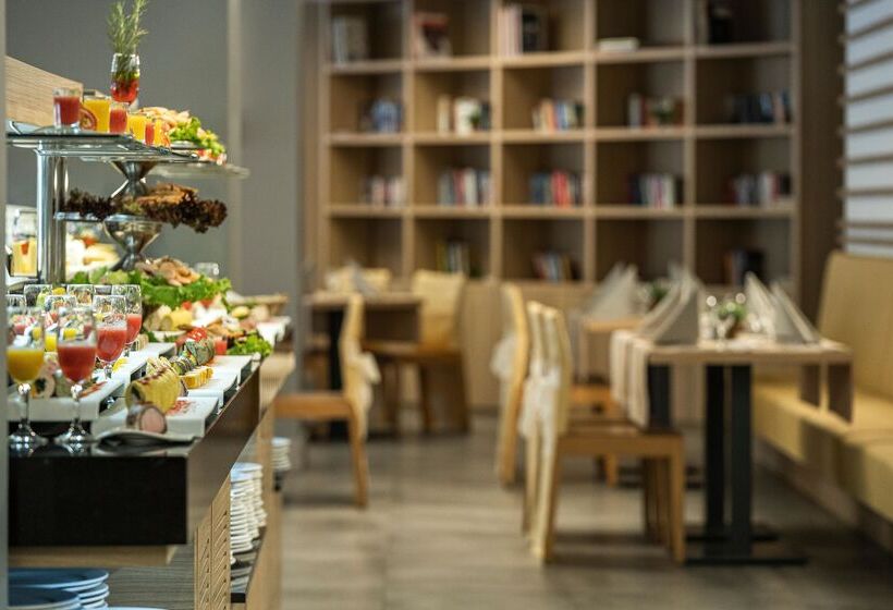 Отель Hvd Viva Club Ultra All Inclusive & Beach Snack Bar Free Parking