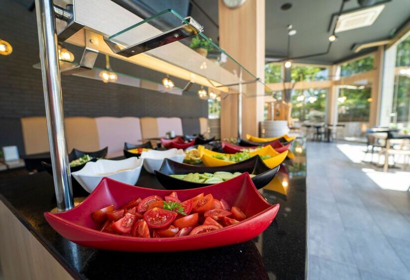 Отель Hvd Viva Club Ultra All Inclusive & Beach Snack Bar Free Parking