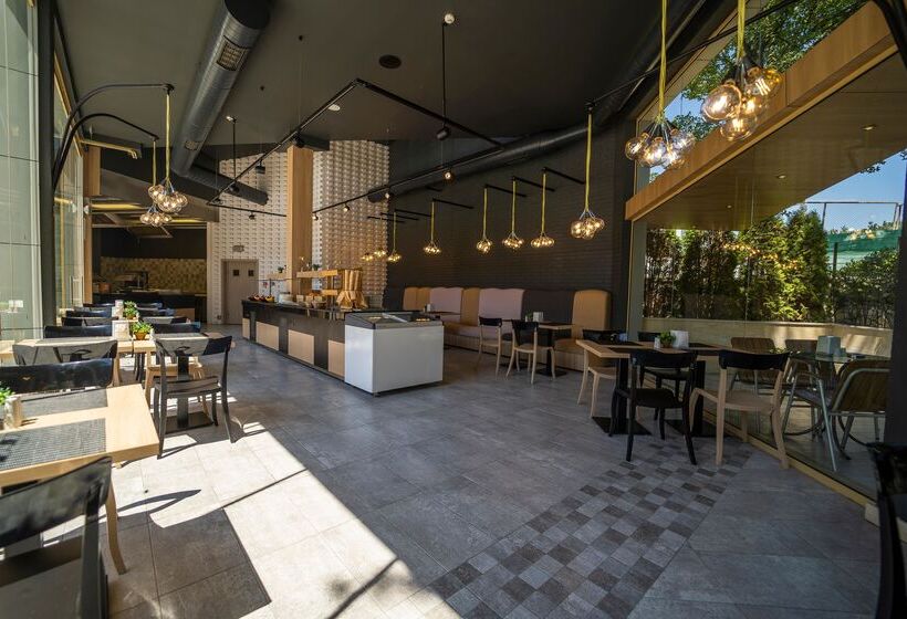 Отель Hvd Viva Club Ultra All Inclusive & Beach Snack Bar Free Parking