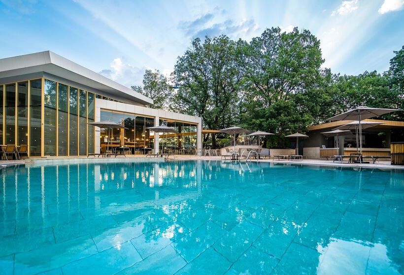 Отель Hvd Viva Club Ultra All Inclusive & Beach Snack Bar Free Parking