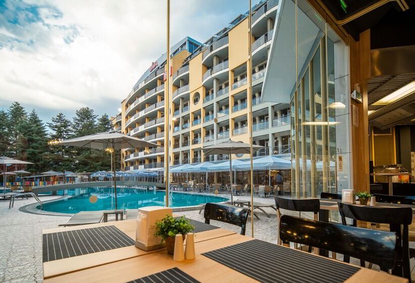 Отель Hvd Viva Club Ultra All Inclusive & Beach Snack Bar Free Parking