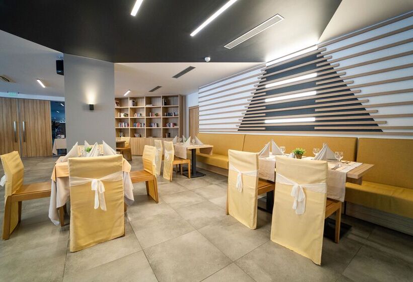 Отель Hvd Viva Club Ultra All Inclusive & Beach Snack Bar Free Parking