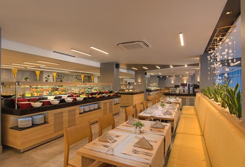 Отель Hvd Viva Club Ultra All Inclusive & Beach Snack Bar Free Parking