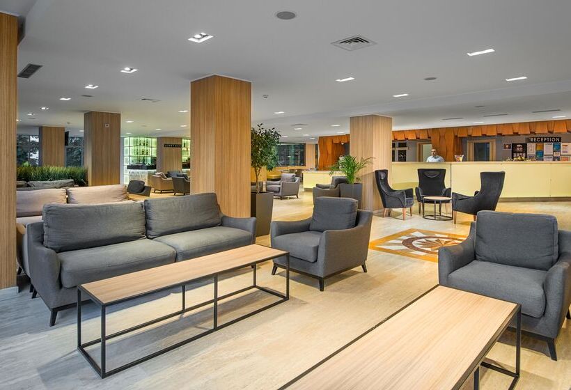 Отель Hvd Viva Club Ultra All Inclusive & Beach Snack Bar Free Parking