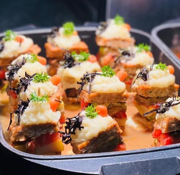 Отель Hvd Viva Club Ultra All Inclusive & Beach Snack Bar Free Parking