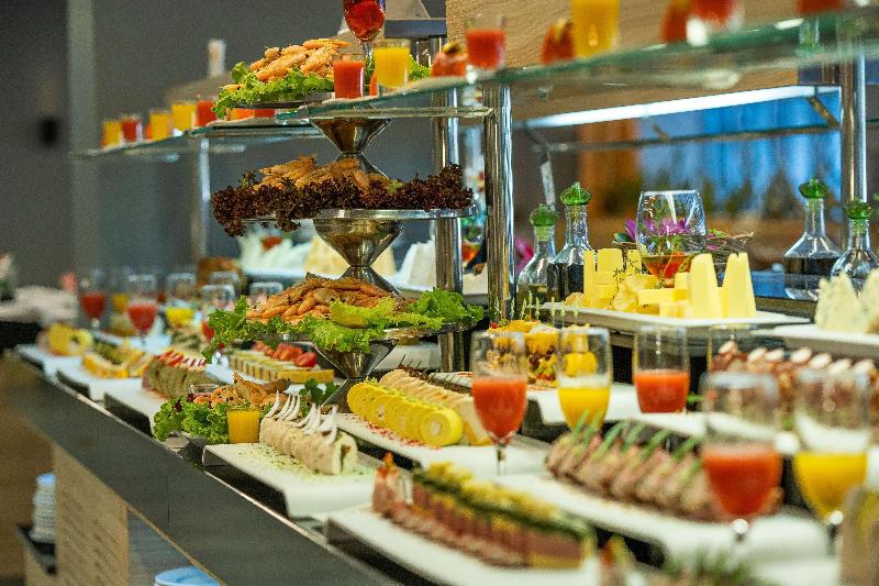 Отель Hvd Viva Club Ultra All Inclusive & Beach Snack Bar Free Parking