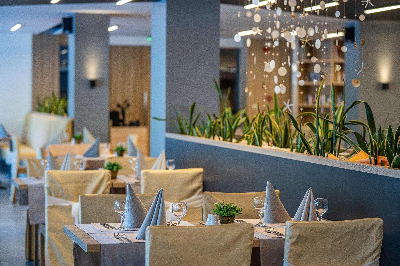 Отель Hvd Viva Club Ultra All Inclusive & Beach Snack Bar Free Parking