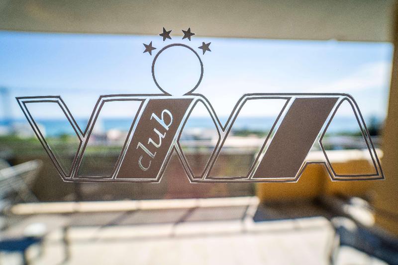 Отель Hvd Viva Club Ultra All Inclusive & Beach Snack Bar Free Parking