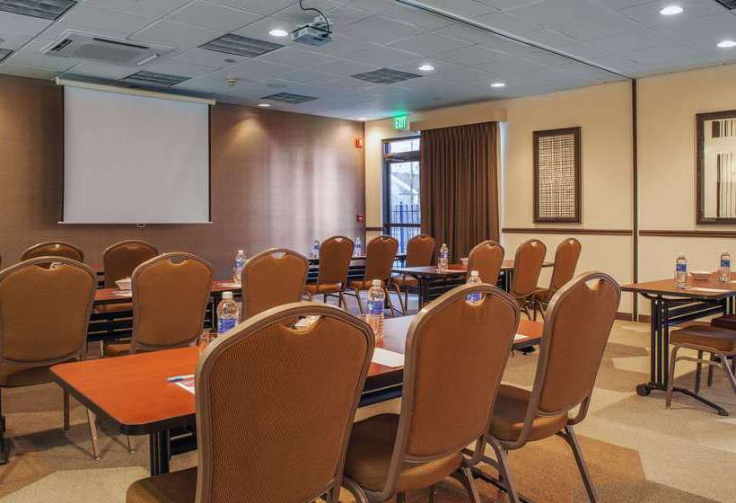 Отель Hyatt Place Cincinnati Blue Ash