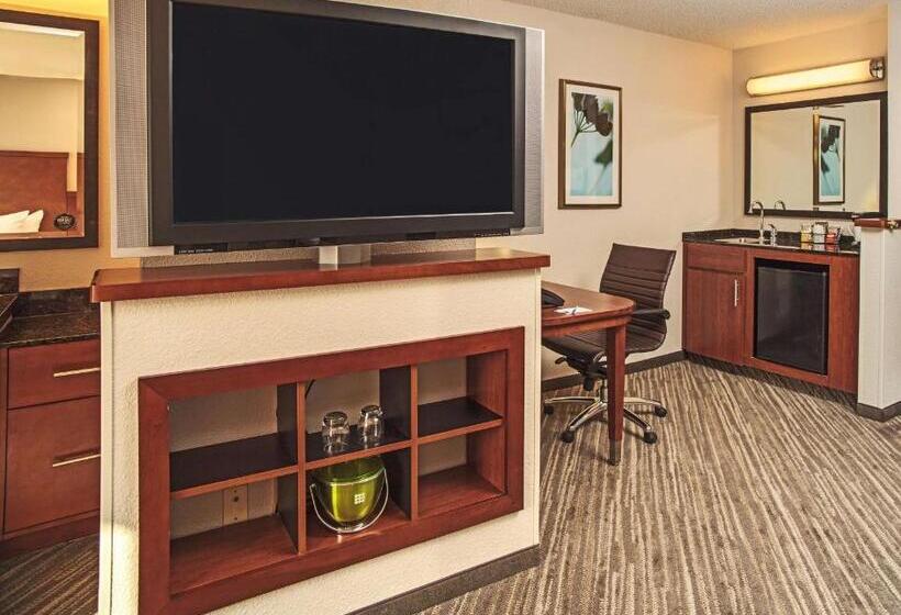 Отель Hyatt Place Cincinnati Blue Ash