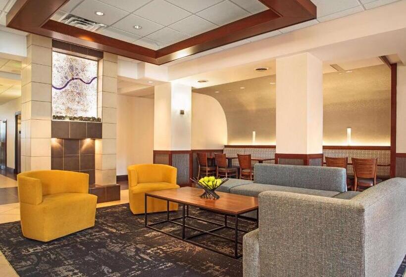 Отель Hyatt Place Cincinnati Blue Ash