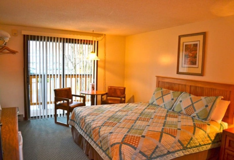هتل Kancamagus Lodge