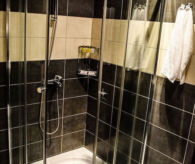 בית מלון כפרי Karolina