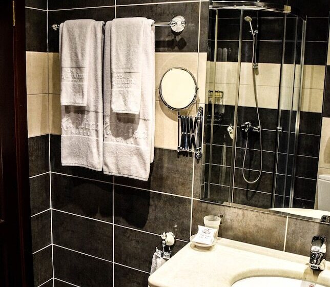 בית מלון כפרי Karolina