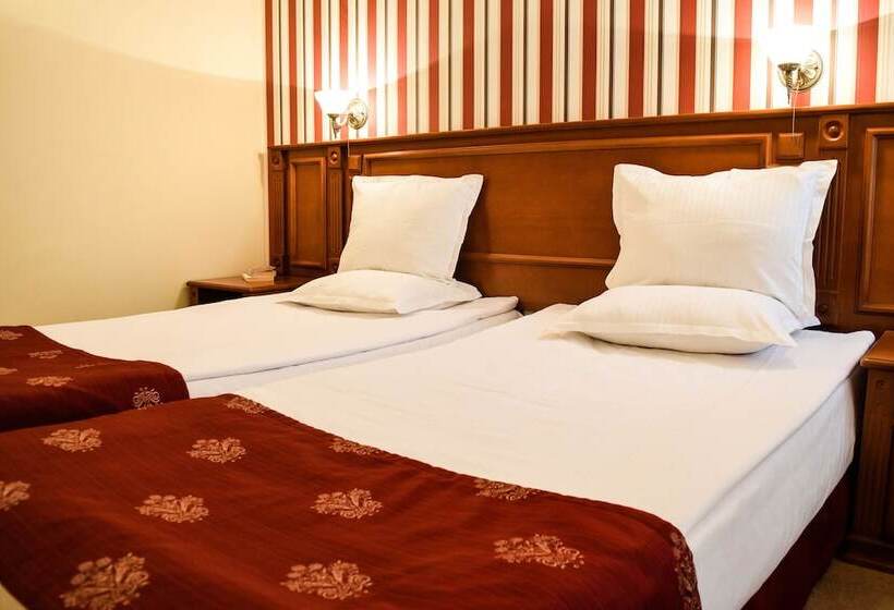 בית מלון כפרי Karolina