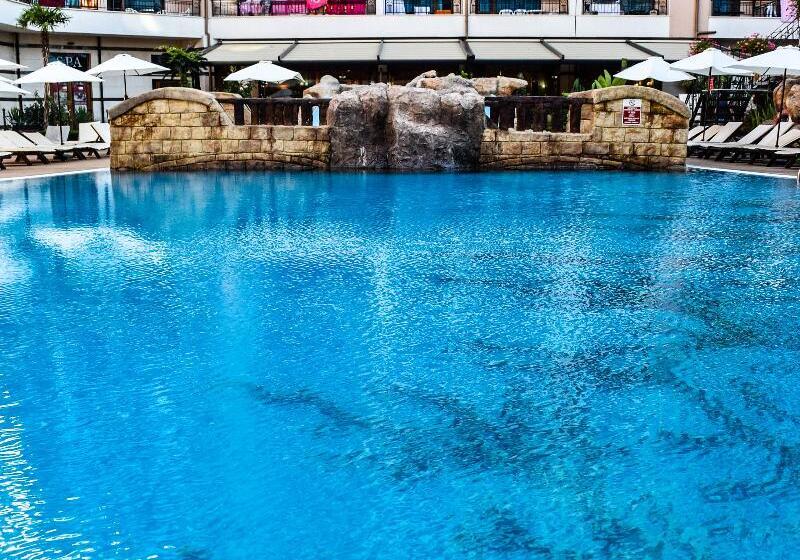 בית מלון כפרי Karolina