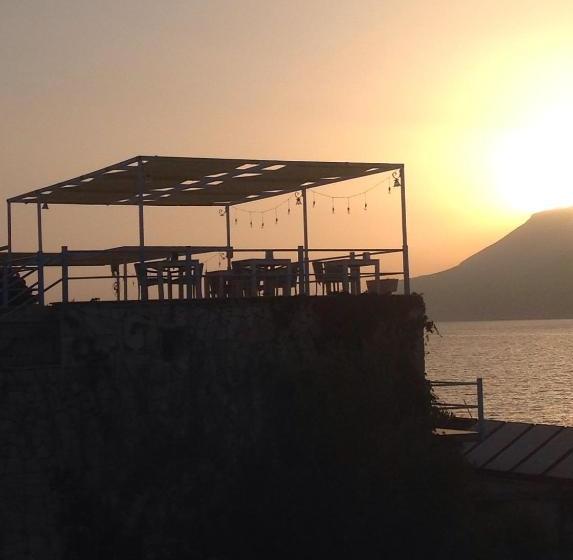 בית מלון כפרי Korsanada