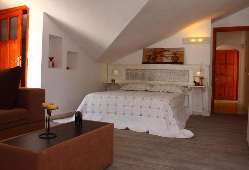 בית מלון כפרי Korsanada