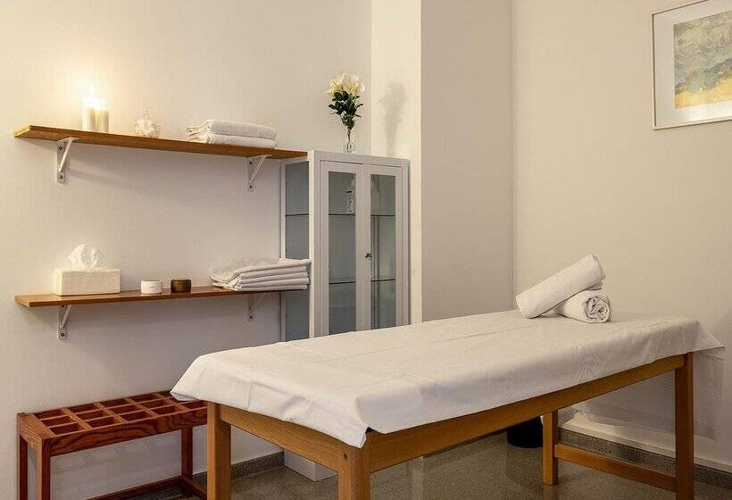 Отель La Estacion