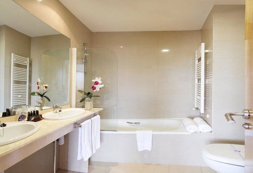 Отель La Estacion