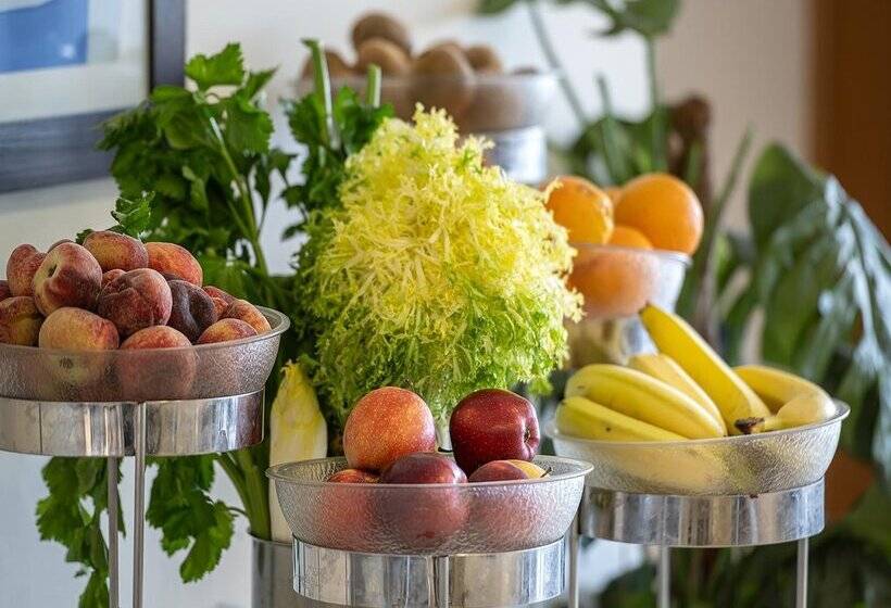 Отель La Estacion