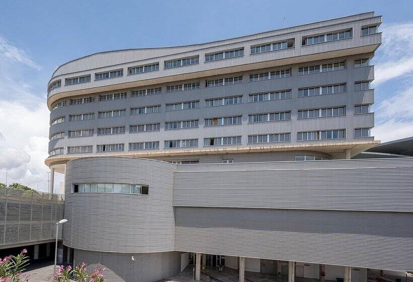 Отель La Estacion