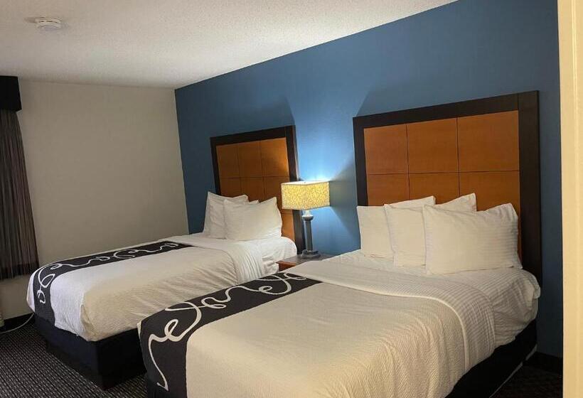 هتل La Quinta By Wyndham Baton Rouge Siegen Lane