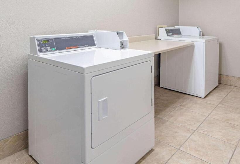 هتل La Quinta By Wyndham Baton Rouge Siegen Lane