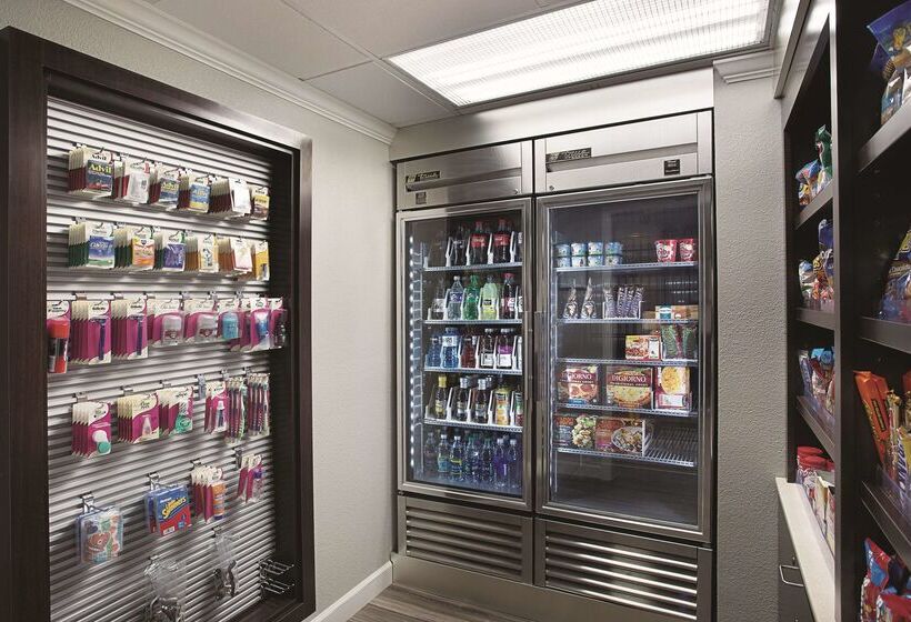 هتل La Quinta By Wyndham Baton Rouge Siegen Lane