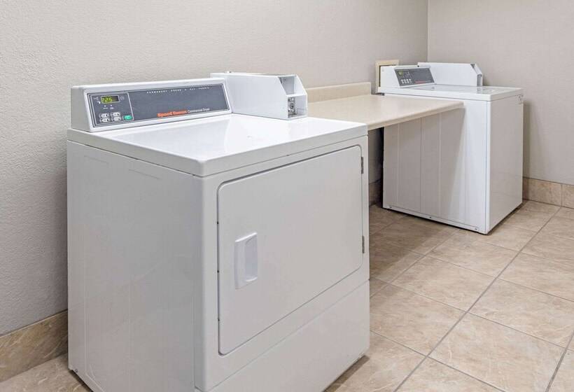 هتل La Quinta By Wyndham Baton Rouge Siegen Lane