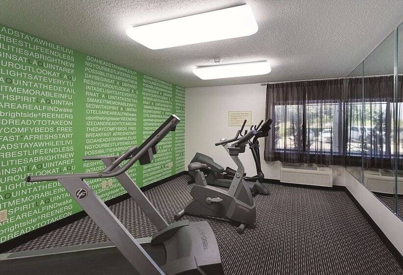 هتل La Quinta By Wyndham Baton Rouge Siegen Lane