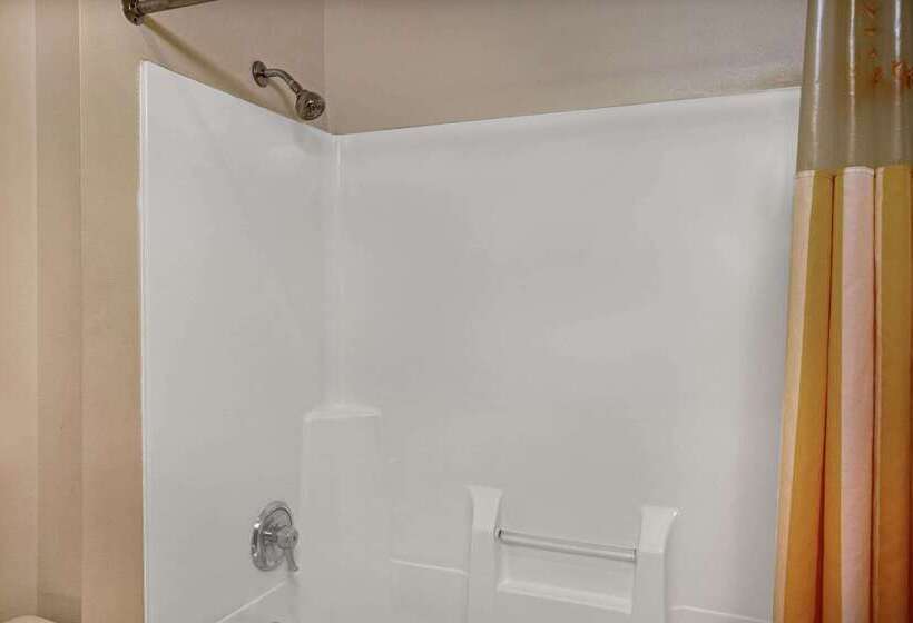 בית מלון כפרי La Quinta By Wyndham Des Moines West Clive