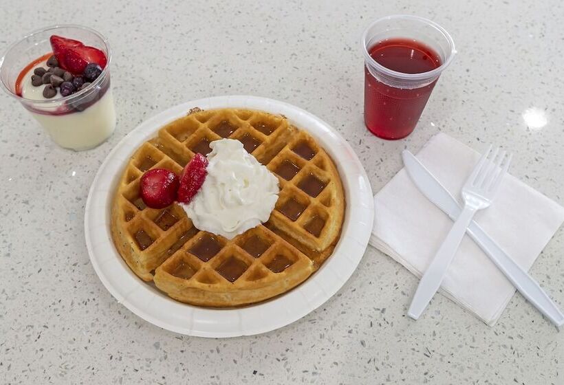 בית מלון כפרי La Quinta By Wyndham Des Moines West Clive