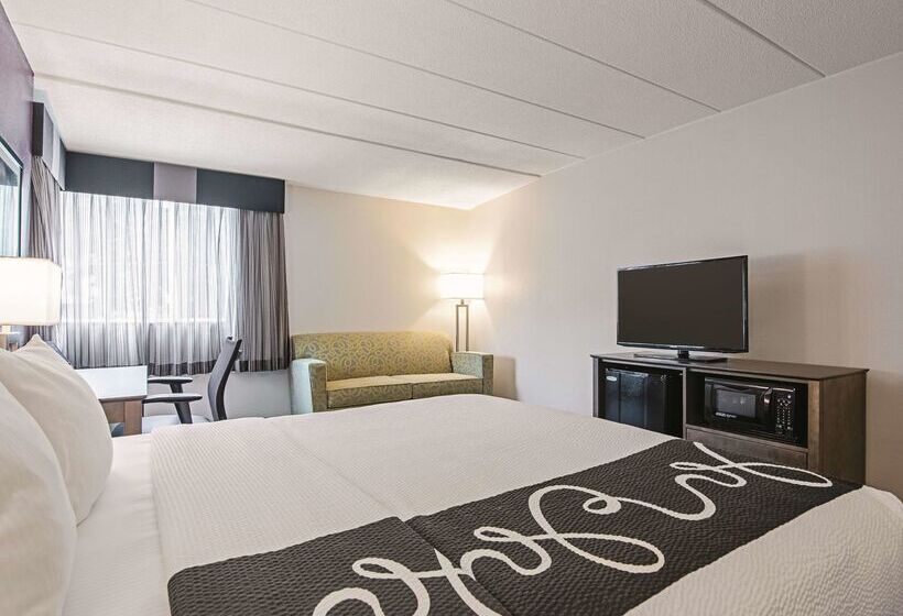 Отель La Quinta By Wyndham Portland